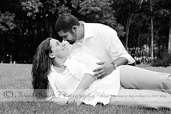 Amanda & Chris 049-1 (B&W)